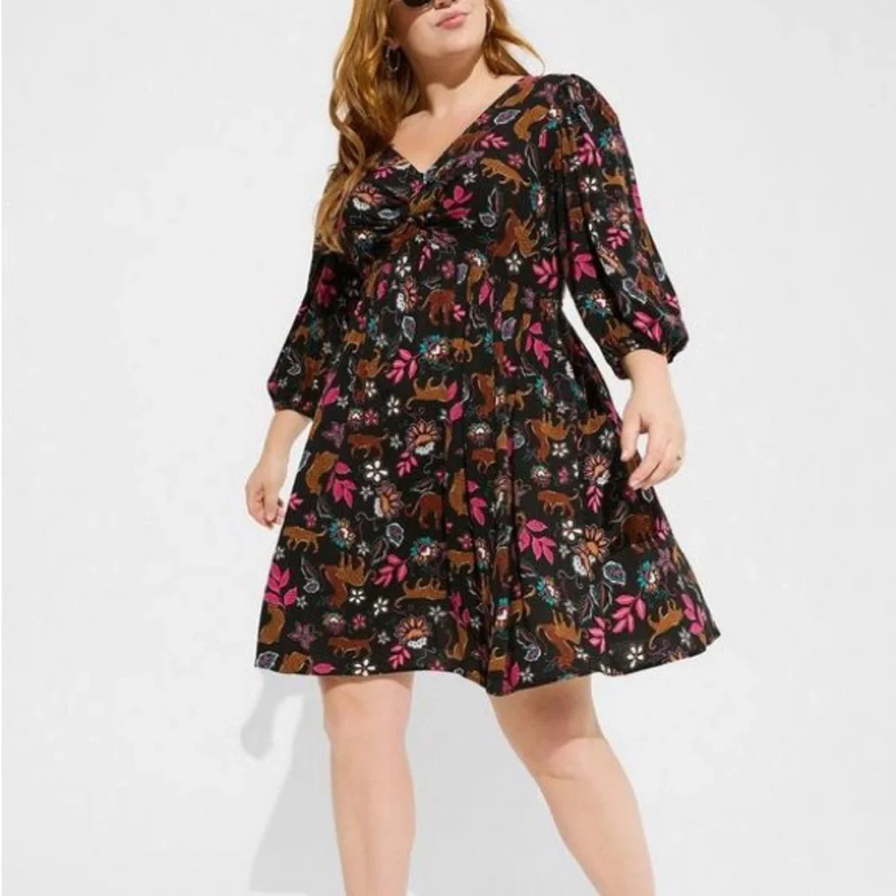 TORRID Mini Rayon Slub Balloon Sleeve Twist Font Dress 0X